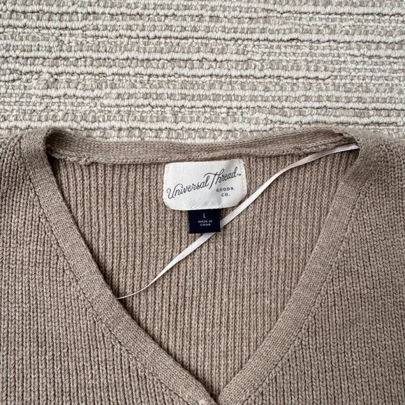 Universal Thread Taupe Ribbed Button-Front Knit Vest - Picture 2 of 3